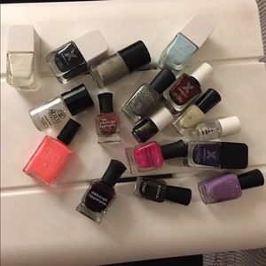 Nail polish bundle
